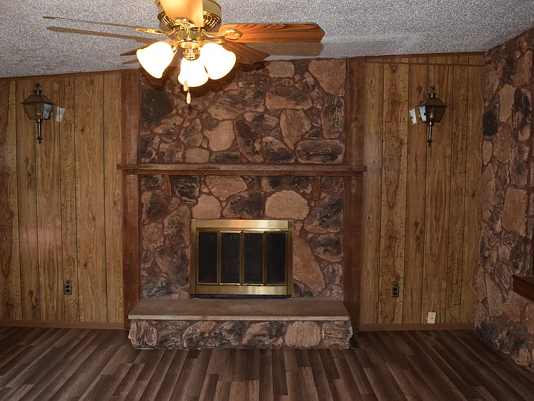 5200 Alaska Ave — Photo 22