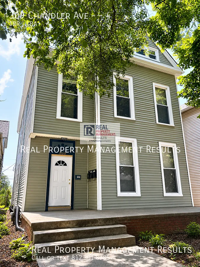 *Summer Special* First Month's Rent Free - Walkable Downtown Location with Washer/Dryer — Photo 1