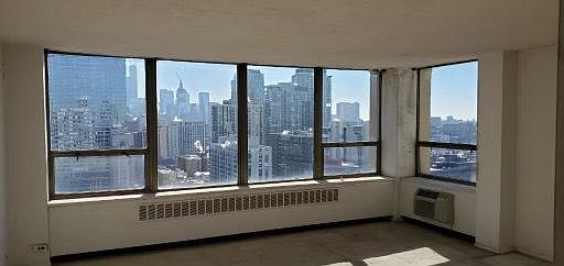 4th image of 1360 N Sandburg Ter APT 2405