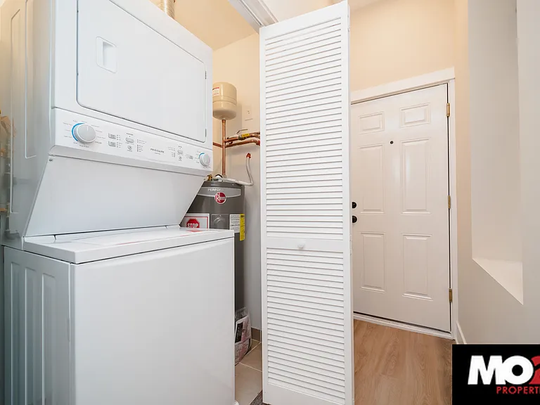 1314 N Bosworth Ave #1R — Photo 4