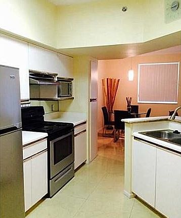 2nd image of 3105 NE 184th St APT 7105