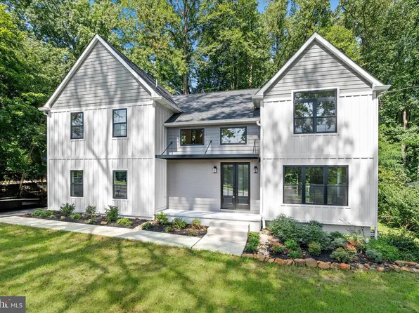 276 W Chestnut Hill Rd, Newark, DE 19713