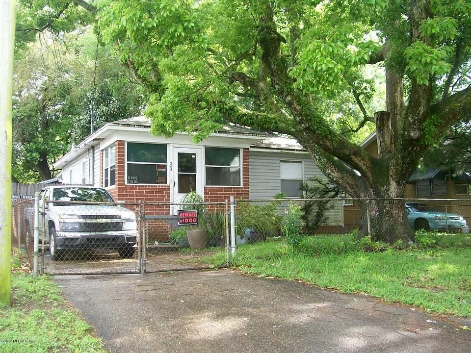 1st image of 264 E 48th St