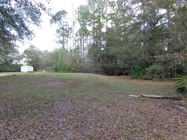 3329 NE County Road 234 — Photo 21