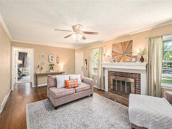 2nd image of 13613 Bennington Ave