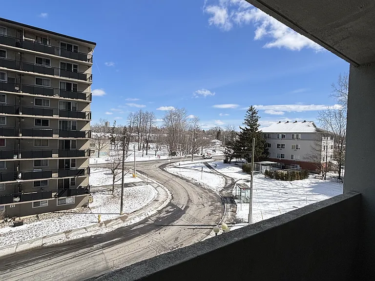 70 McEwen Ave #404 — Photo 11