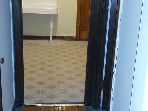 3rd image of 9050 S Dauphin Ave #2