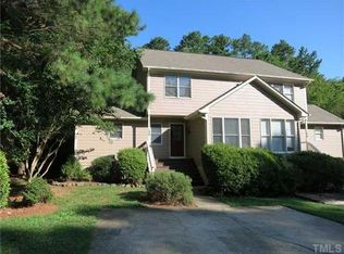 135 Mallard Ct, Chapel Hill, NC 27517