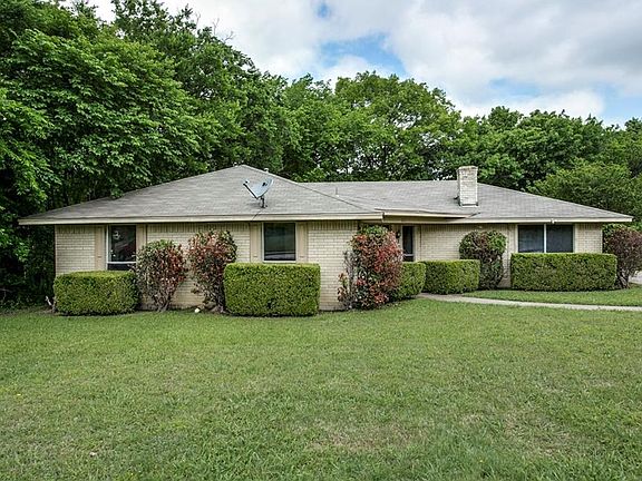 3rd image of 321 Jordan Dr