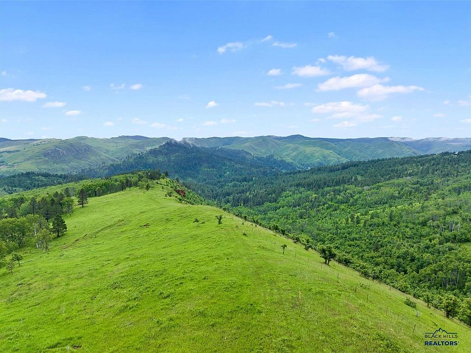1st image of 17 Bavarian Lode Dr