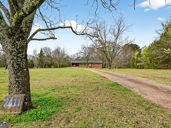 2nd image of 2411 Williamson Zebulon Rd