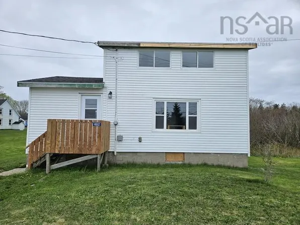 482 Highway 335, West Pubnico, NS B0W 3S0