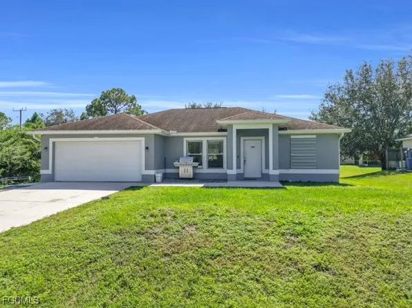 3203 38th St, Lehigh Acres, FL 33971