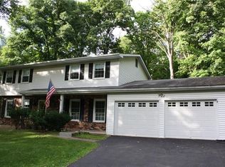 3 Clarkwood Dr, Cornwall, NY 12518
