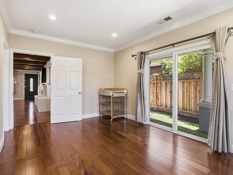 599 Borregas Ave — Photo 53