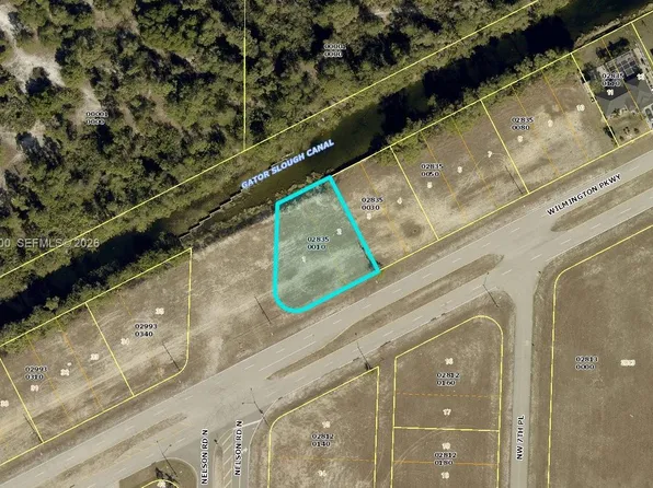 723 Wilmington Pkwy, Cape Coral, FL 33993