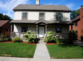1028 Jeannette St, Des Plaines, IL