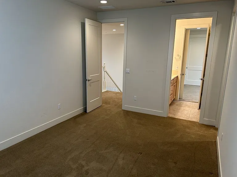 3904 Park Gardens Dr — Photo 19