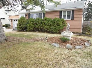 297 Rehm Rd, Depew, NY 14043