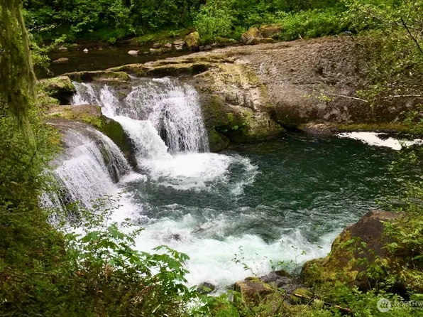 100 L-1100 Road, Yacolt, WA 98366