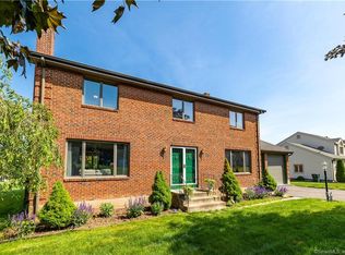 120 Lavender Ln, Rocky Hill, CT 06067