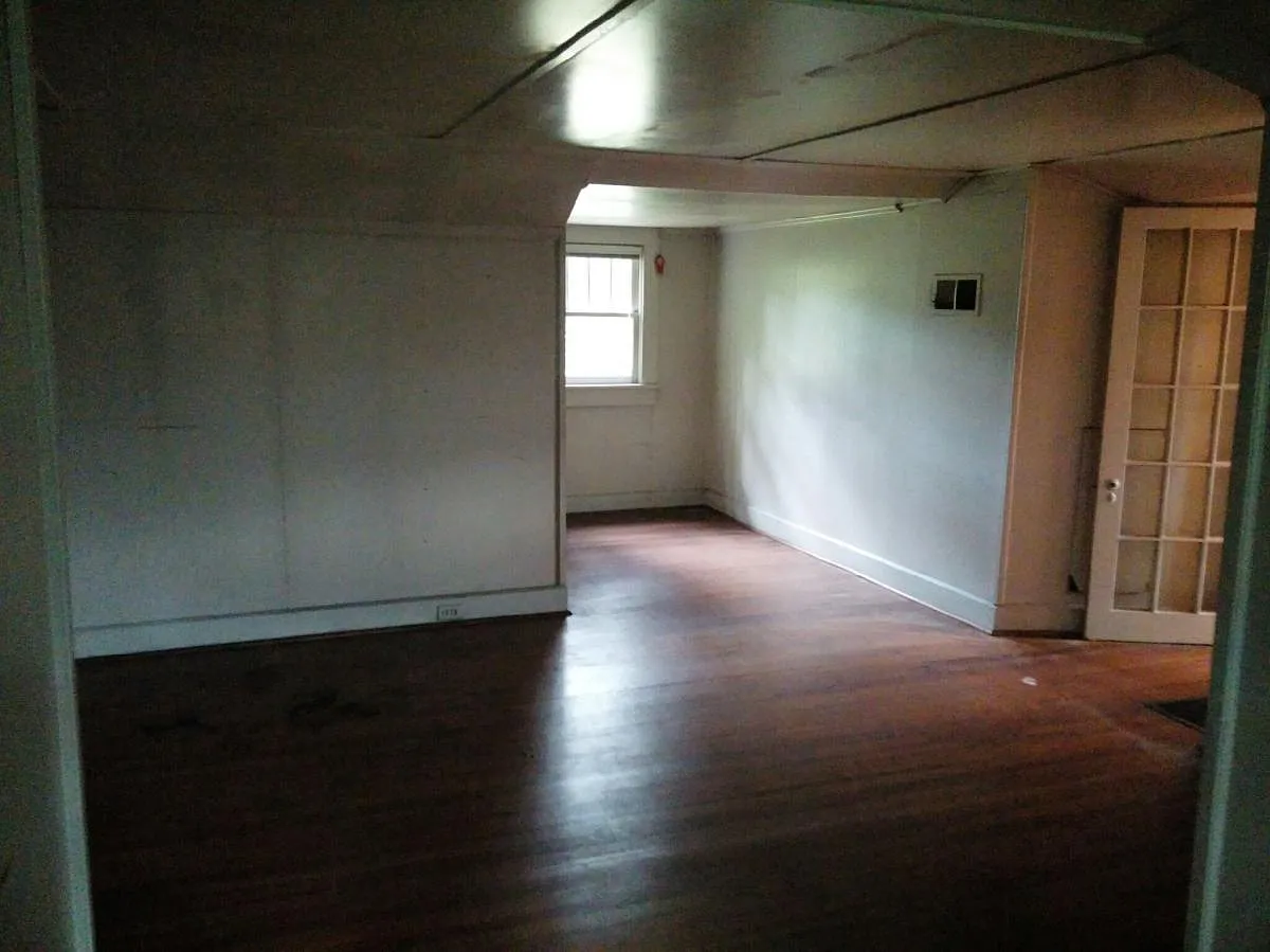1020 Richard Street — Photo 4