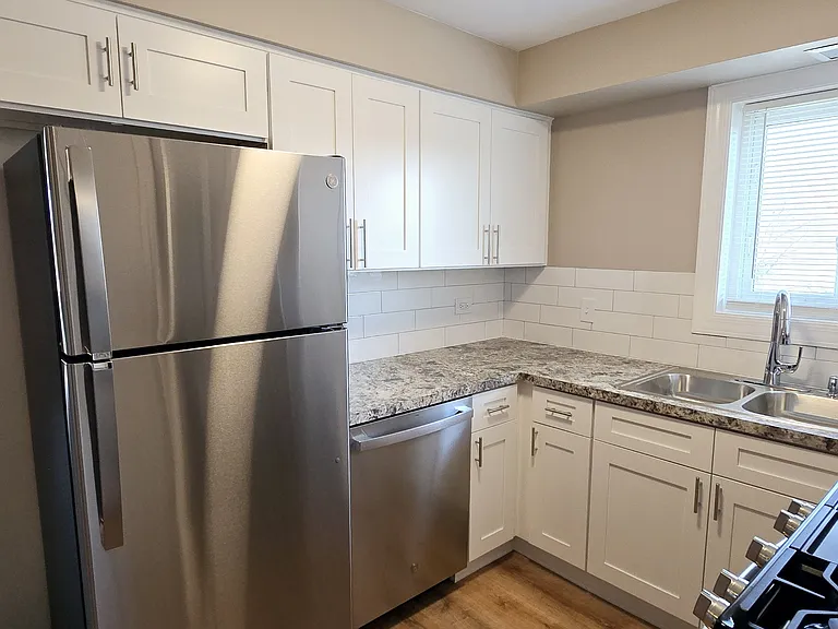 9700 S Karlov Ave #3W — Photo 2