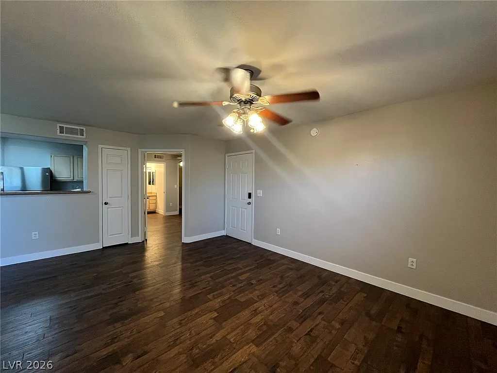 2 bed, 2.0 bath, 960 sqft, $1,500 — Photo 3