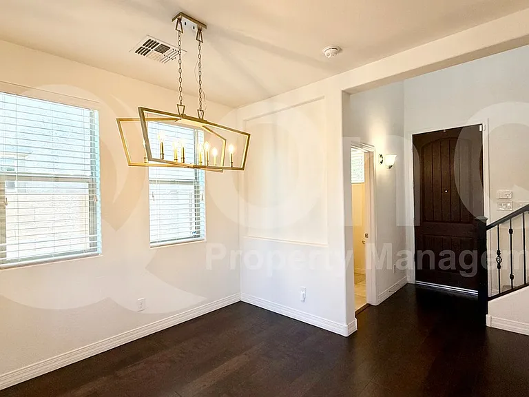 5149 S Moccasin Trl — Photo 4