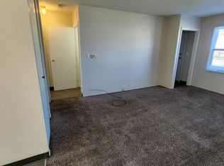 5001 1st Ave SW #13, Cedar Rapids, IA 52404