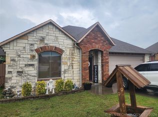 700 Cedar Ridge Dr, McAlester, OK 74501