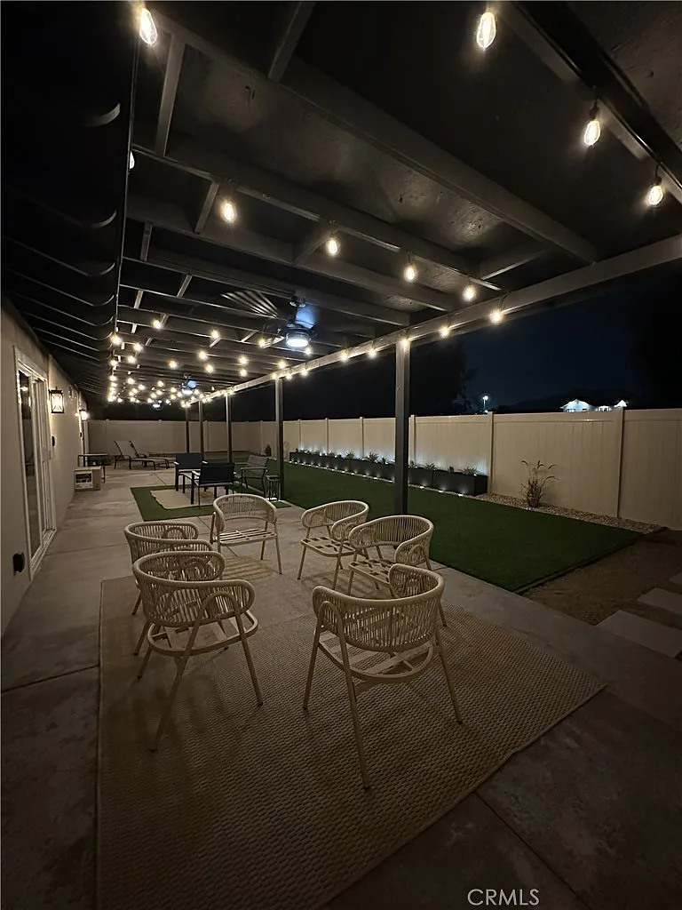 3 bed, 1556 sqft, $4,800 — Photo 2