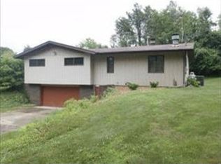 7590 N 46th St, Augusta, MI 49012