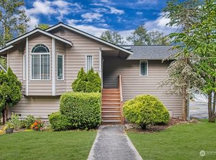 9521 29th St NE, Lake Stevens, WA 98258