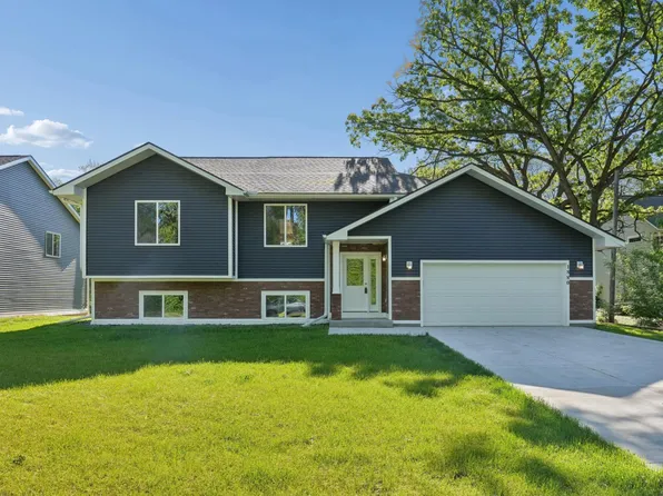 1880 Desoto St N, Maplewood, MN 55117