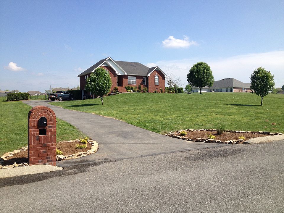 1st image of 1002 Deann Ct