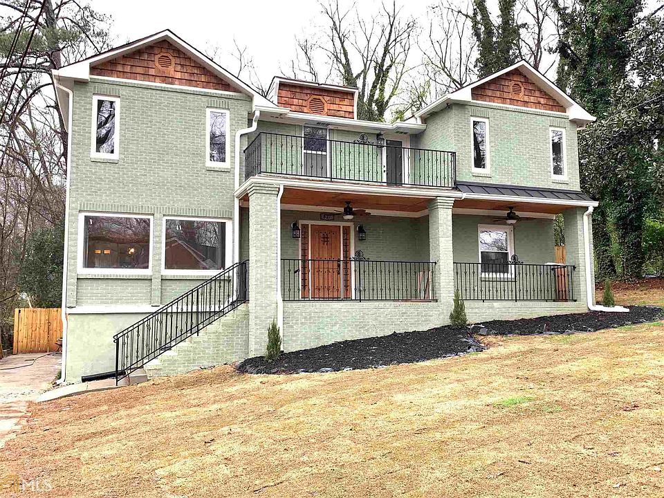 2nd image of 827 Rochelle Dr SW