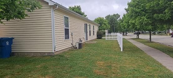 3rd image of 12253 Lindley Dr