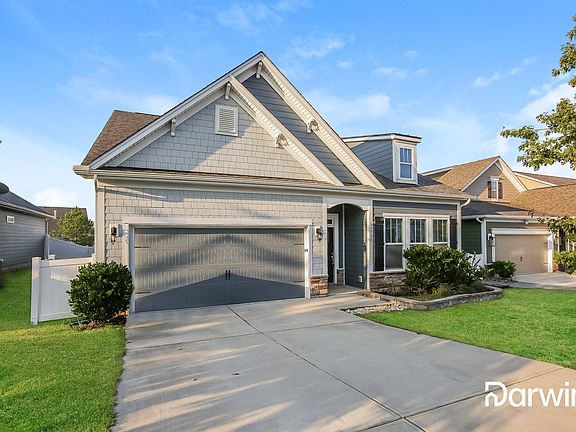 3rd image of 3708 Norman View Dr