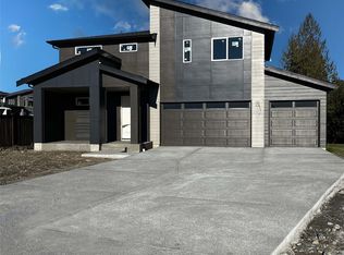 Takane, Puyallup, WA 98374