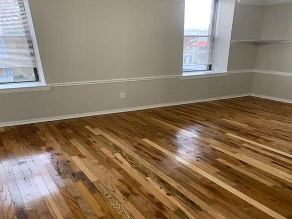 2nd image of 1721 W Tioga St APT 2