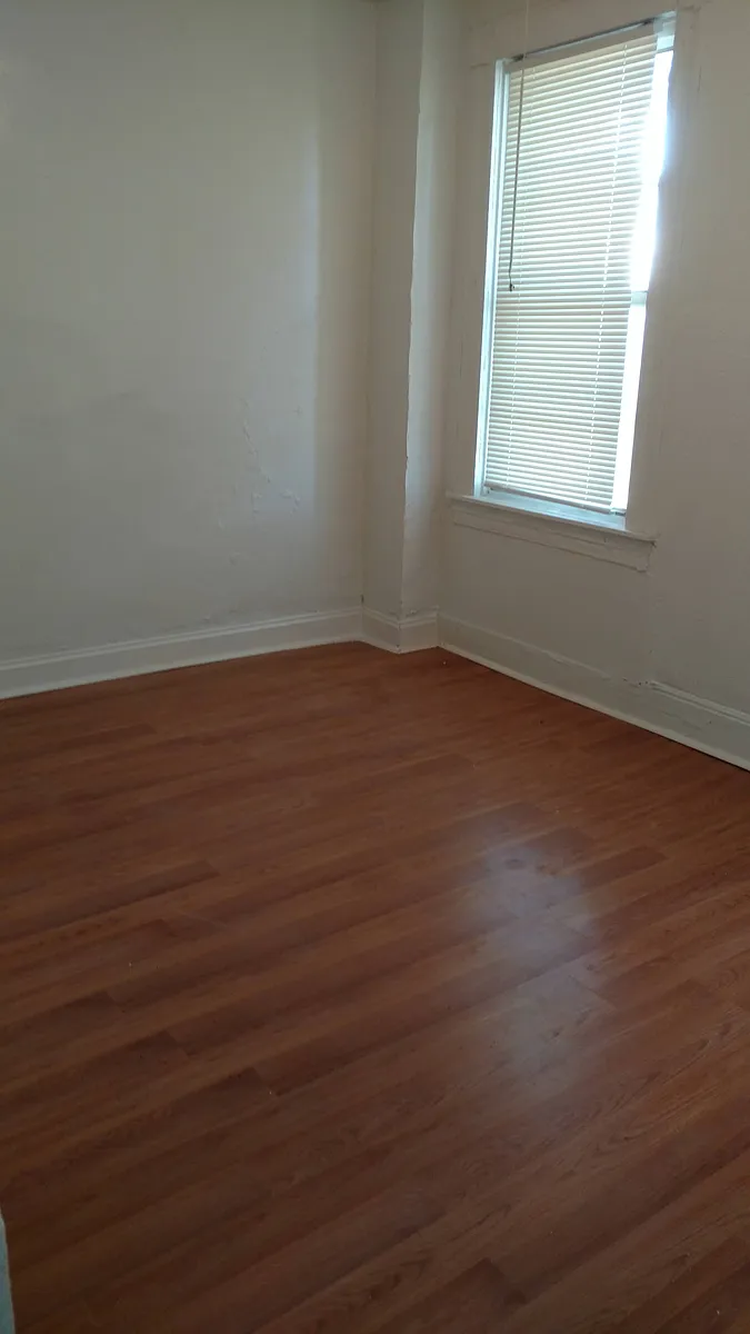 Building Photo - 209 Furrow St