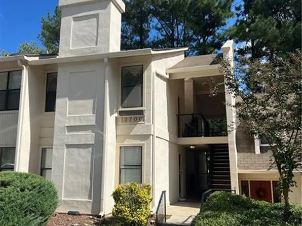 2704 Huntingdon Trl, Atlanta, GA 30350