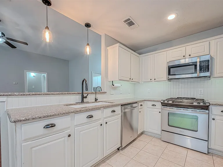 7135 Woodland Oaks — Photo 13