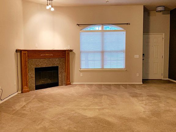 4th image of 2101 NW 161st St #1