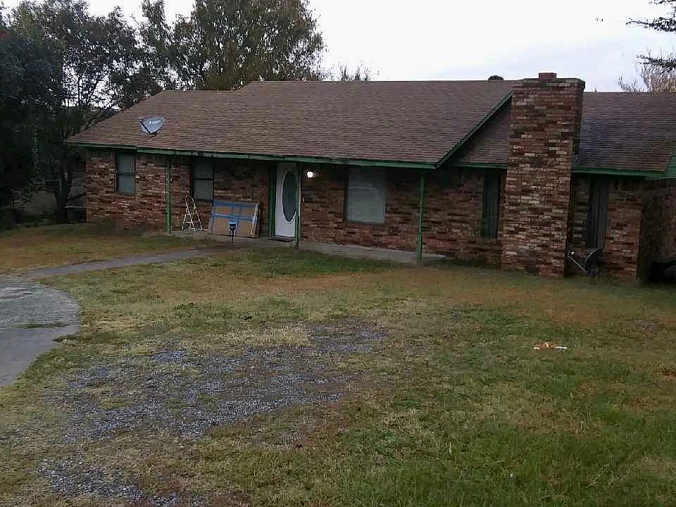 1st image of 719 Lakeview Dr