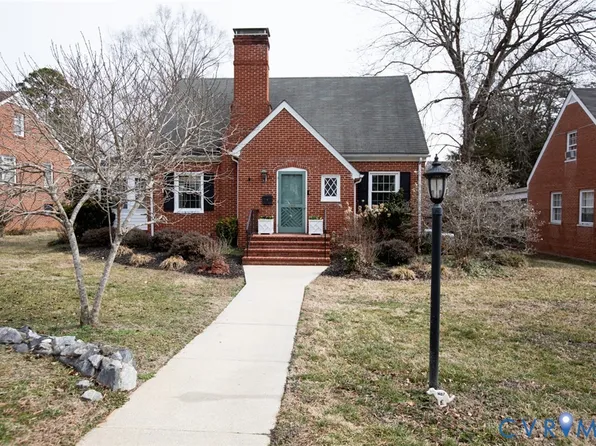 410 4th Ave, Farmville, VA 23901