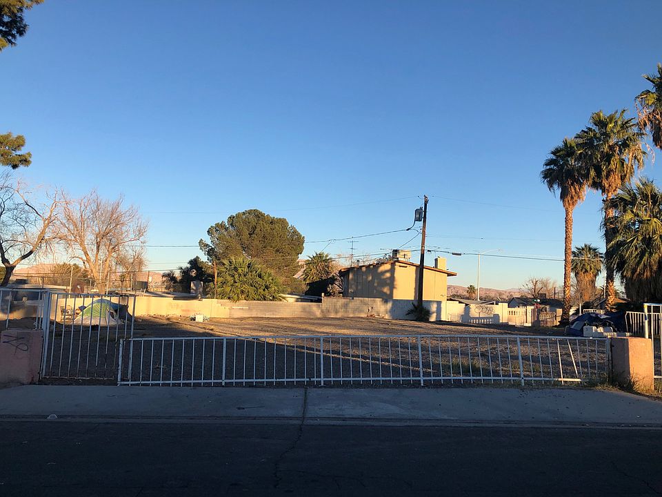 1st image of 504 N 15th St