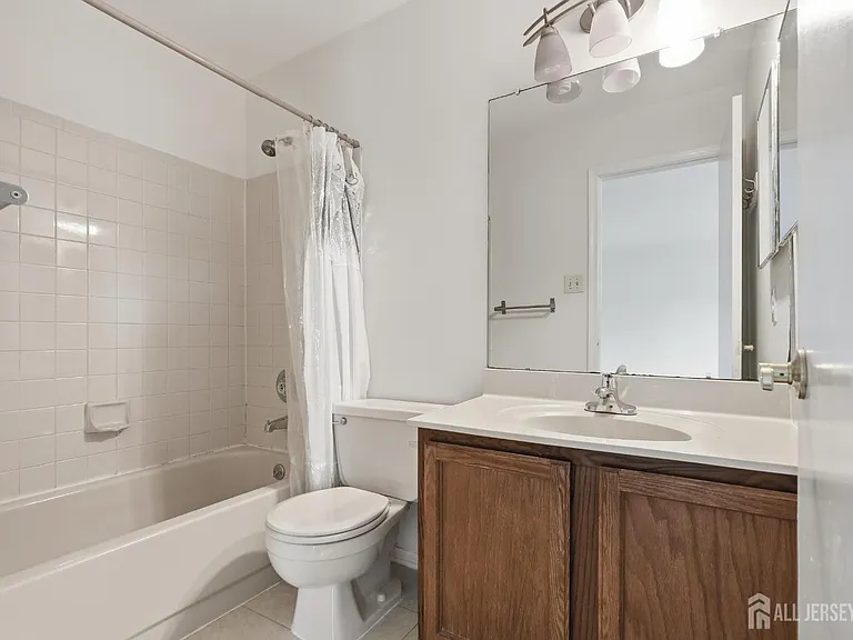 374 Aldeburgh Ave — Photo 4