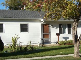 610 Avalon Ave, Romeoville, IL 60446